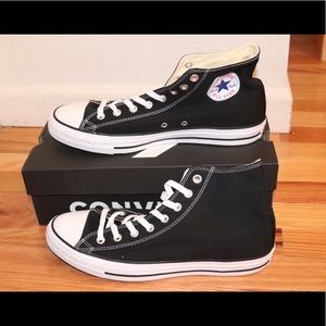 Unisex Black Converse - never worn